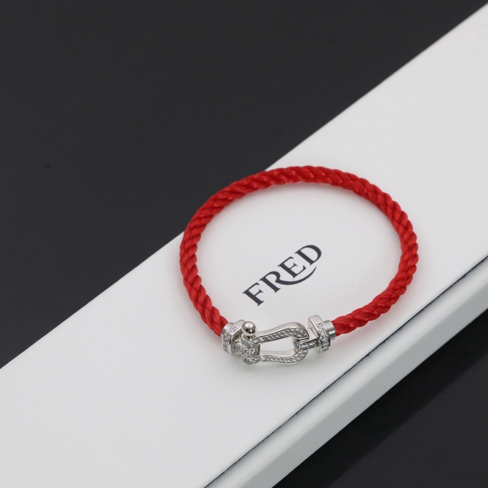 ❤️💯 Fred Women’s Bracelet ❤️💯